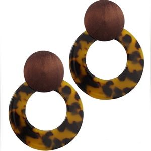 Earrings- GREAT GIFT Tortoise Shell Acrylic and Wood Circles Post 3” long NEW